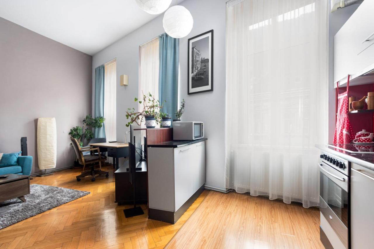 Stylish Studio Kronstadt