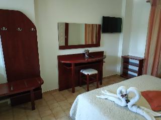 Eleni039s Garden Amp Castello Suites