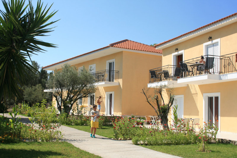 PYTHOS STUDIOS amp; APPARTMENTS