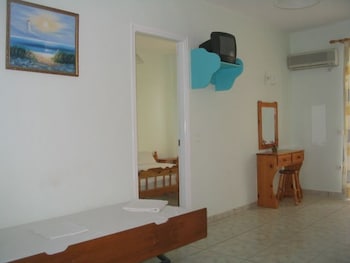 Vossos Hotel Apartments