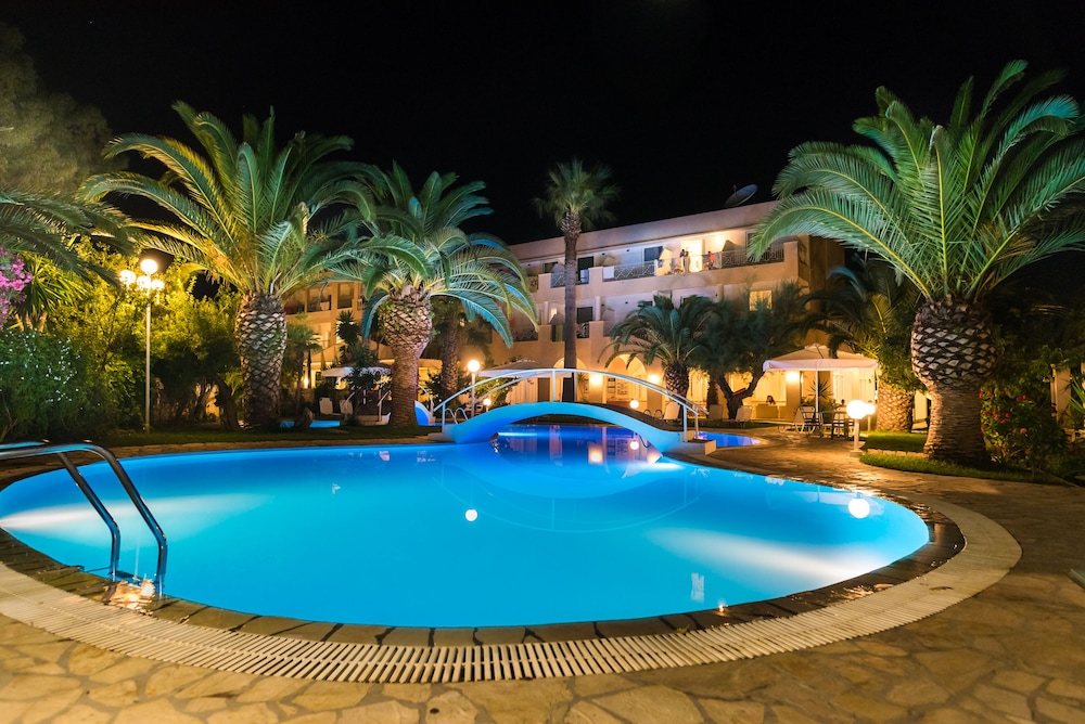 dal travel THREE STARS BEACH HOTEL