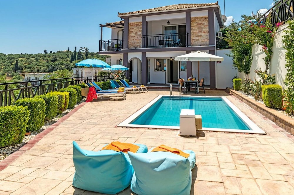 Villa Naisy In Tsilivi