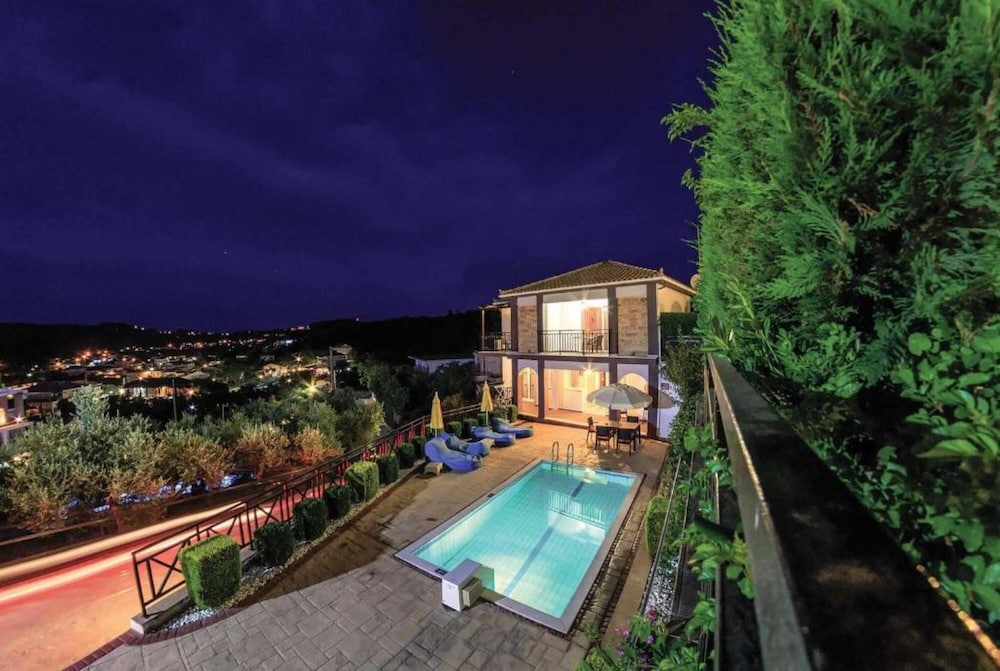 Villa Naisy In Tsilivi