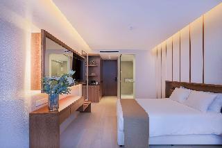 RADISSON BEACH RESORT LARNACA imagine 2