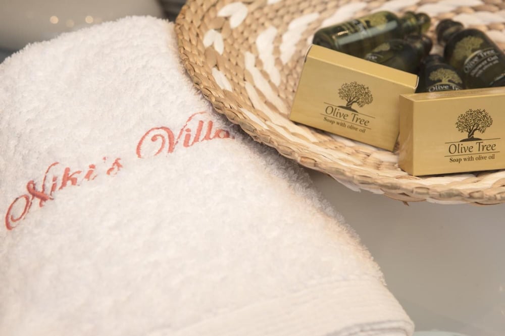 dal travel NIKI#039;S VILLA - LUXURY SEAVIEW VILLA!
