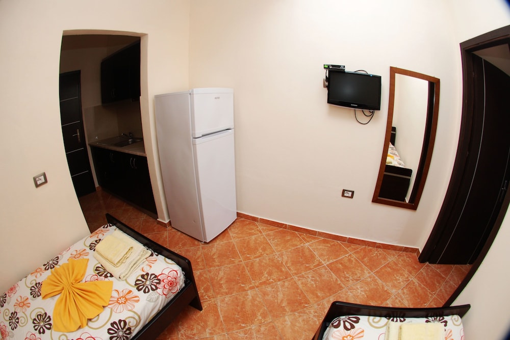 Melsi Apartments