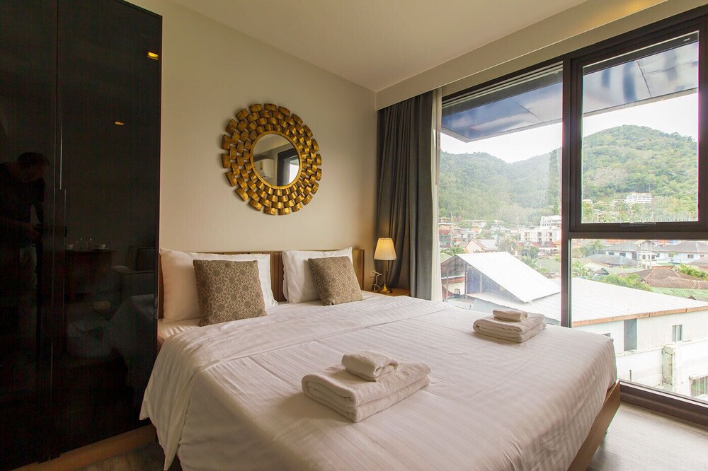 The Deck Condominium by Lofty