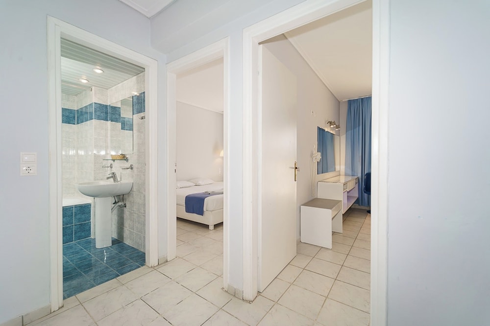 dal travel FILOXENIA HOTEL