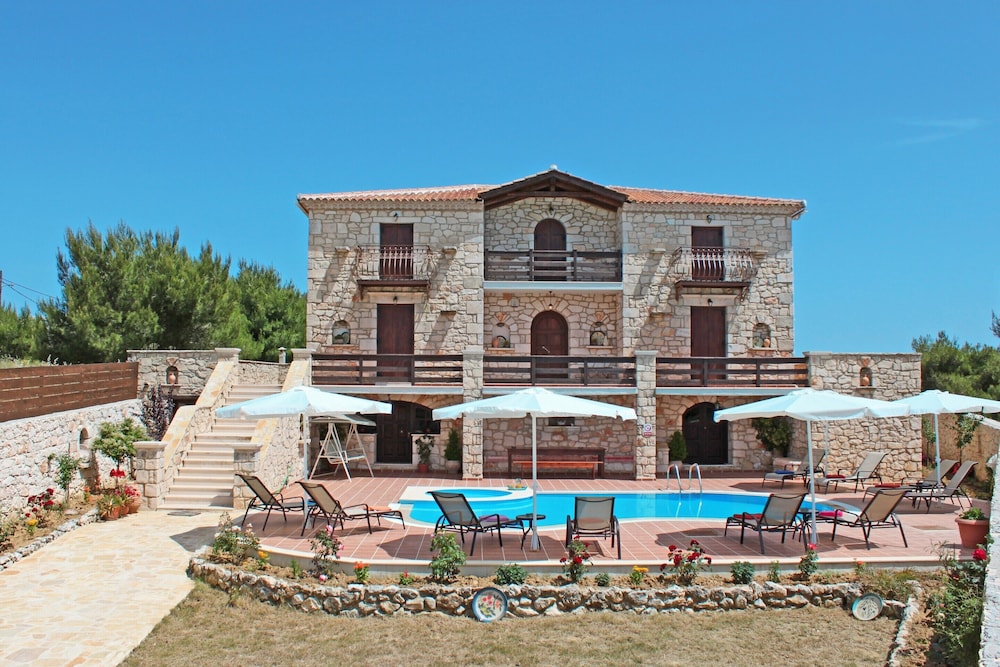 The Vivian  Luxury Stone Villa