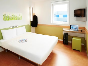 IBIS BUDGET VERSAILLES TRAPPES